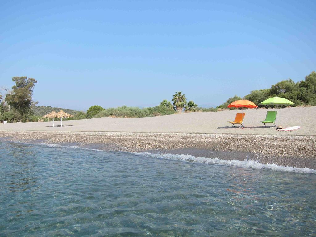 Estia Holiday Gythio Buitenkant foto