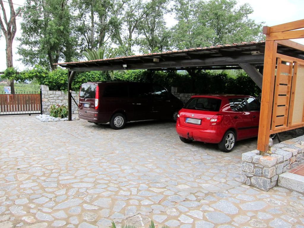 Estia Holiday Gythio Buitenkant foto